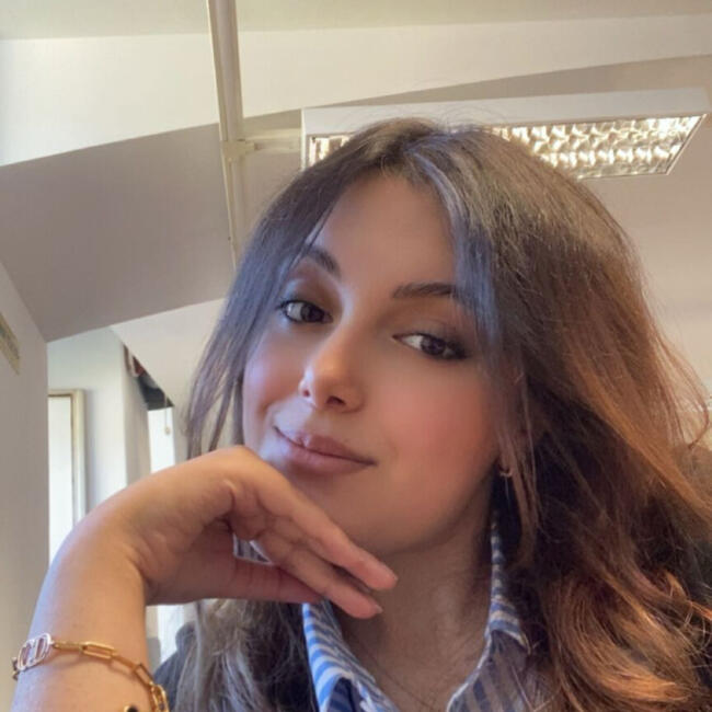 Babysitter a Trieste: Mira