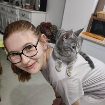 Babysitter in Beauvais: Louanne
