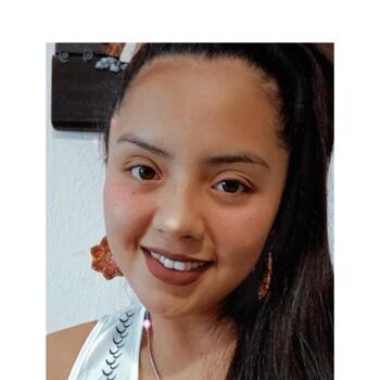 Babysitter in Lynch: Claudia Belén