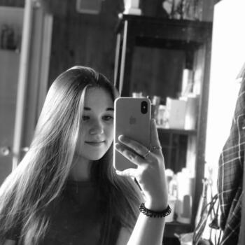 Babysitter in Ronse: Maud