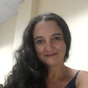 Babysitter in Heredia: Amy