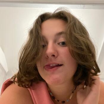 Baby-sitter in Montigny-le-Bretonneux: Maitena