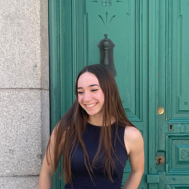 Canguro en Albacete: Nuria