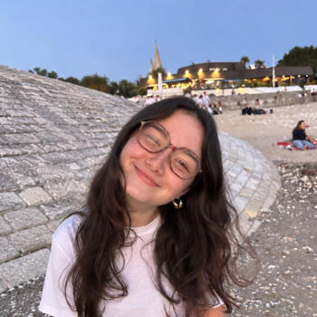 Babysitter in Poitiers: Léa