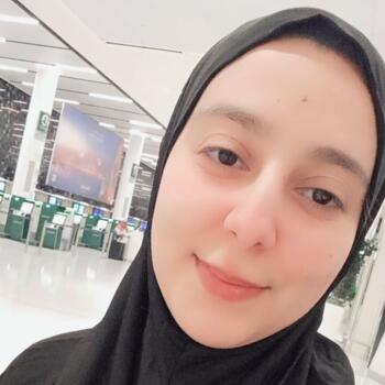 جليسة أطفال في الدوحة: Karima