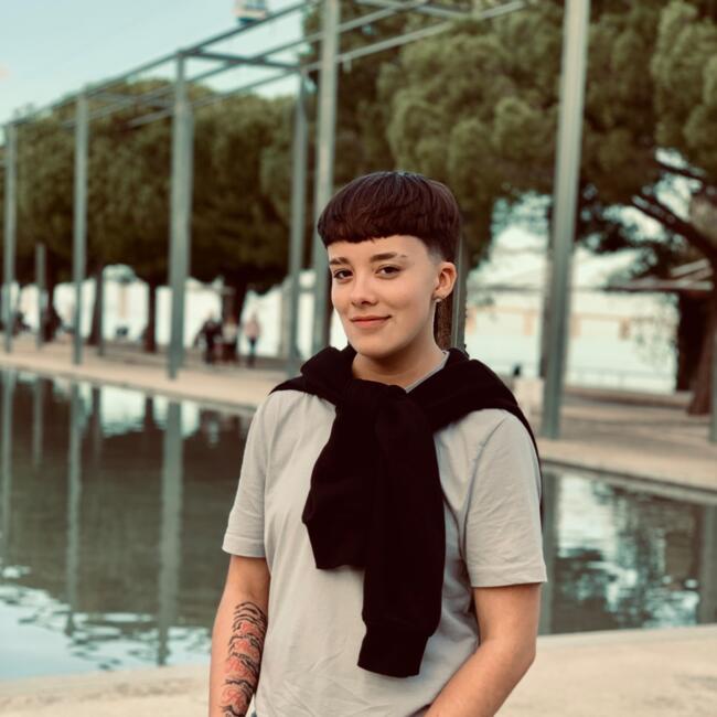 Babysitter in Setúbal: Letícia