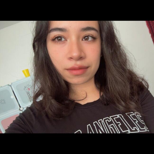 Trabajo para niñera en San Pablo de las Salinas: Estefanía