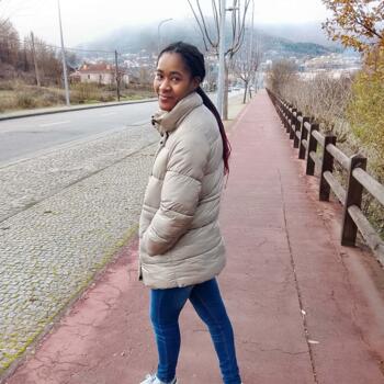 Família Vila Nova de Gaia: Diná