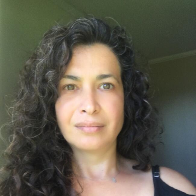 Baby-sitter in Valparaiso: Yael