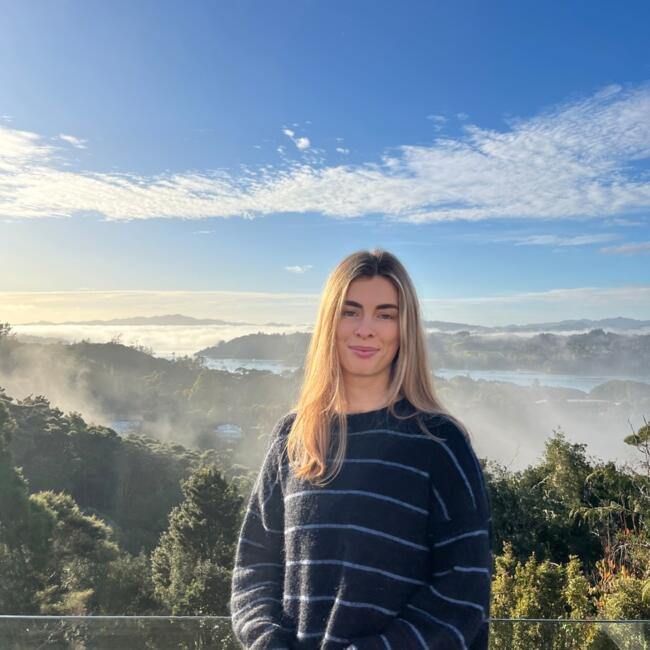 Babysitter in Hamilton: Rosie