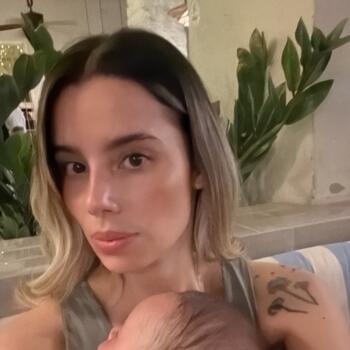 Δουλειά για babysitter στην περιοχή Μπογκοτά: δουλειά φύλαξης παιδιών Yeraldin