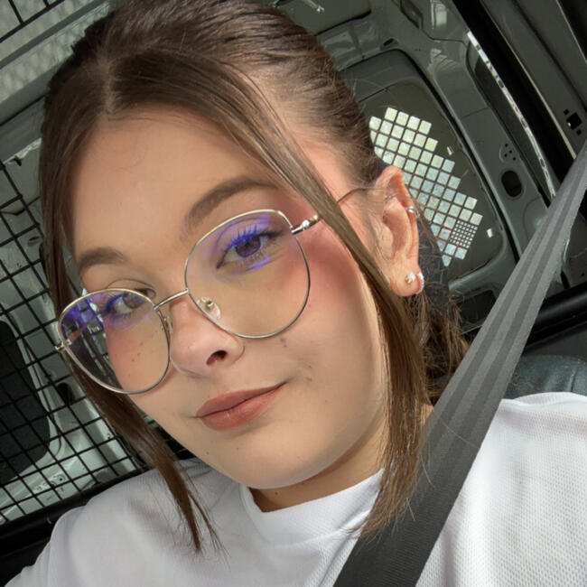 Babysitter in Foëcy: Roxane