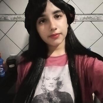 Babá em Timon: Leane
