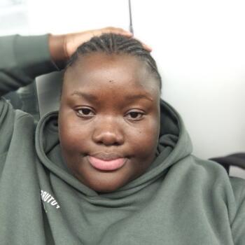 Babysitter in Mons: RÉBECCA AUDRAY