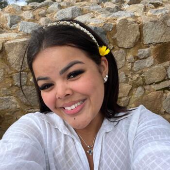 Babysitter in Algoz: Marya Eduarda