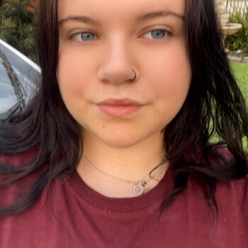 Babysitter in Maryborough: Layla