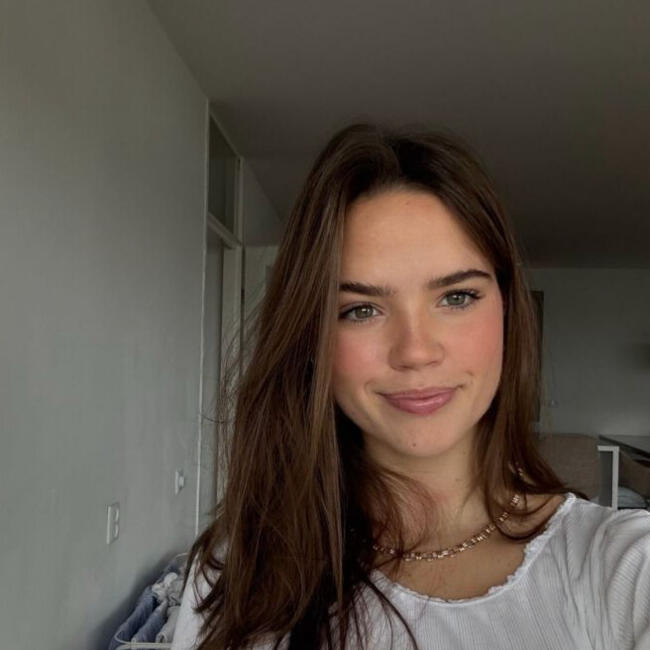 Babysitter in Rotterdam: Phoebe