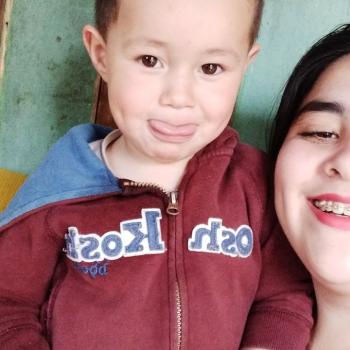 Babá Criciúma: Camile goncalves Borges