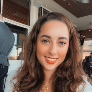 Babysitter in Tampa: Melissa Aguiar