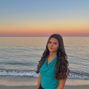 Babysitter in Perpignan: Louisa