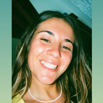 Babysitter em Queluz: Ariana