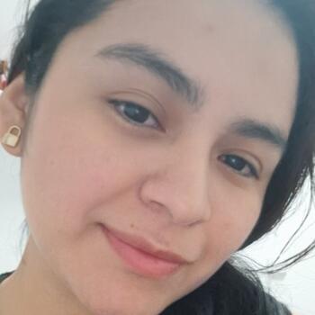 Babysitter Pinto: MAYELA