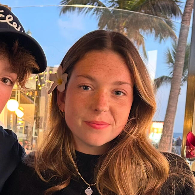 Babysitter in Éguilles: Mia