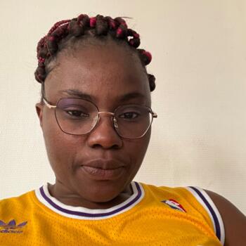 Job de garde d'enfants à Tourcoing: job de garde d'enfants Laurence