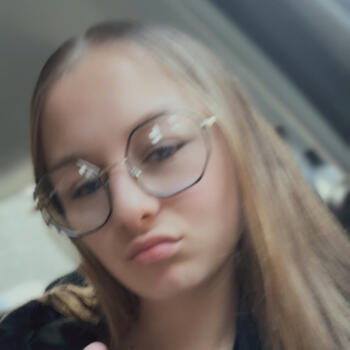 Babysitter in Seraing: Ashley