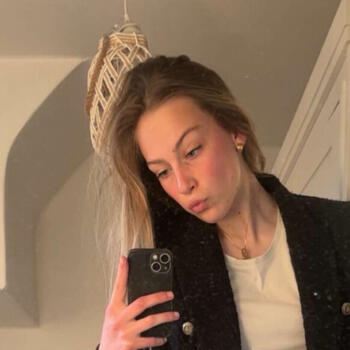 Babysitter in Zutendaal: Maxine