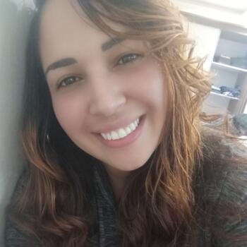 Babysitter Joinville: Luana