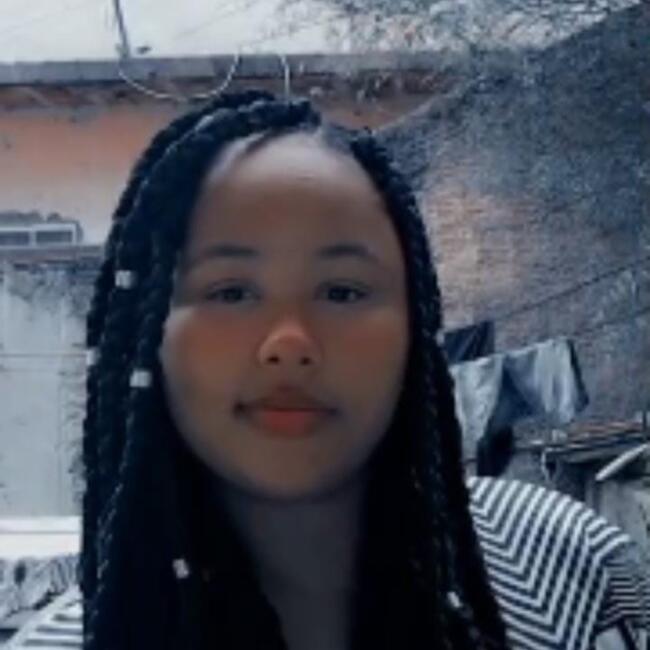 Babysitter in Taboão da Serra: Juliana