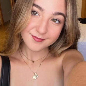 Canguro en Manises: Valeria