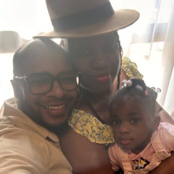 Babysitting job in Cairo: babysitting job Sebastian