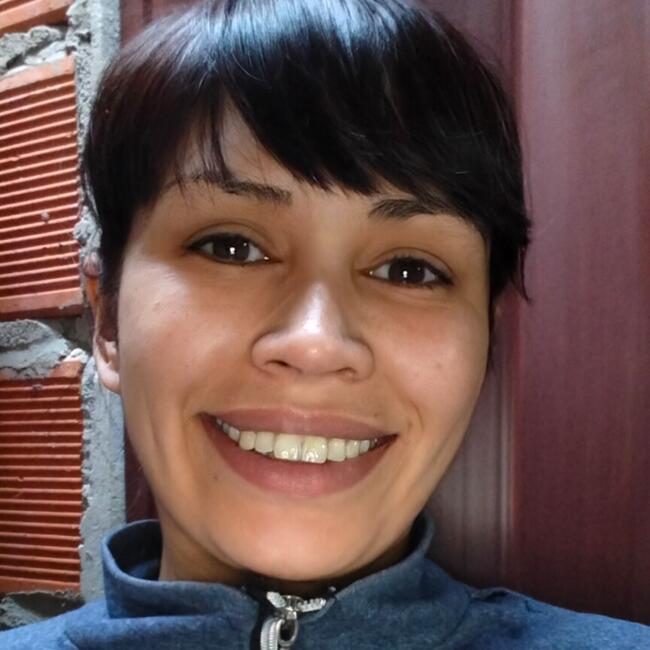 Babysitter in Lanús: Denise Lucia