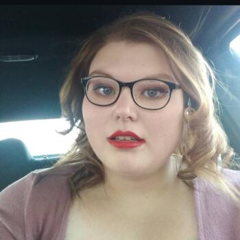 Babysitter in Greeley: Betty