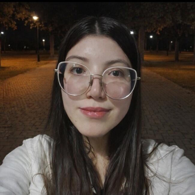 Babysitter in Almirante Brown: Eliana