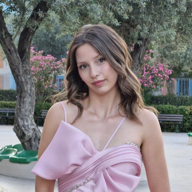 Babysitter στην περιοχή Βόλος: Christina
