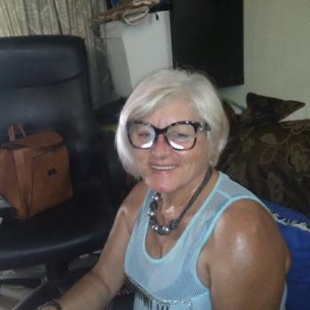 Babysitter Alcochete: Alice