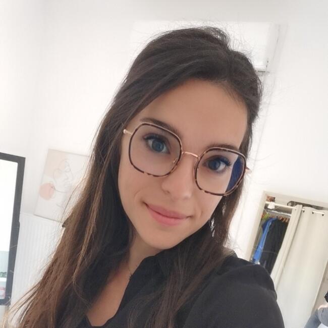 Babysitter in Nice: Mélissa