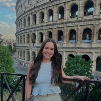 Babysitter in A Coruña: Carla