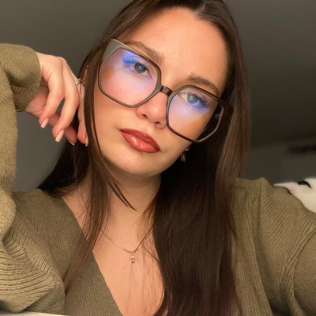 Babysitter in Reims: Sarah