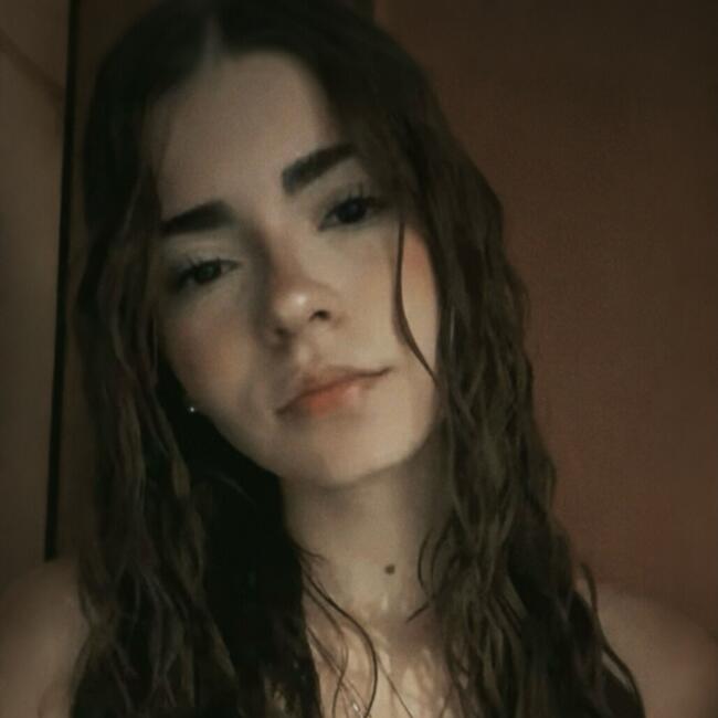Babysitter in São José do Rio Preto: Lara