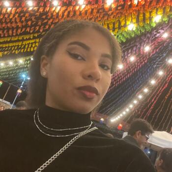 Babá em São Paulo: Esmeralda