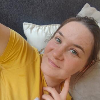 Bebisiterka u Bački Jarak: Jestira