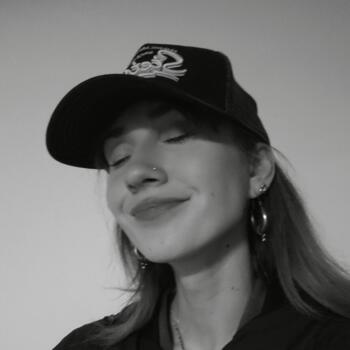 Babysitter in Sainte-Savine: Lucile