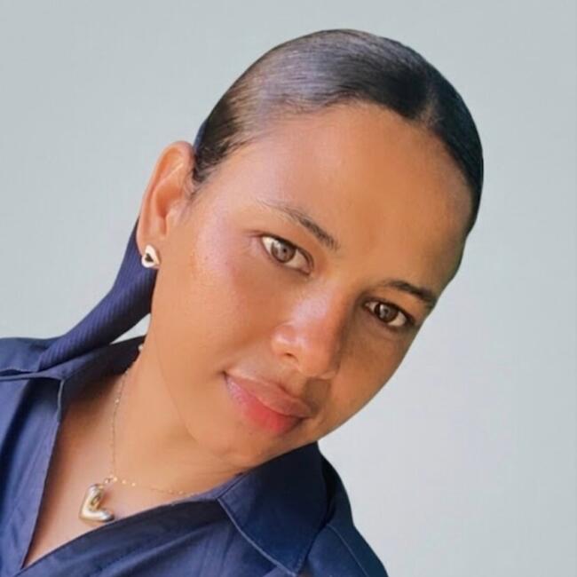 Babysitter in Piracicaba: Yomalis Popoteur