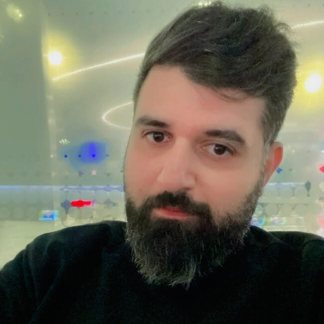 وظيفة جليسة أطفال في عجمان: Amer