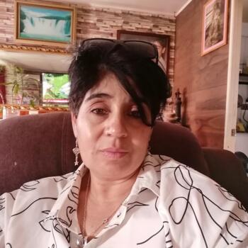 Babysitter in Los Andes: Yasna