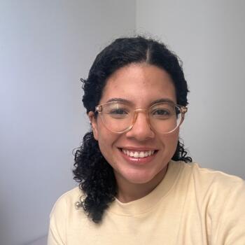 Babysitter in Taubaté: Natália Sobrinho